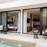 Exclusive Kaybe Stay With Private Pool & Jacuzzi