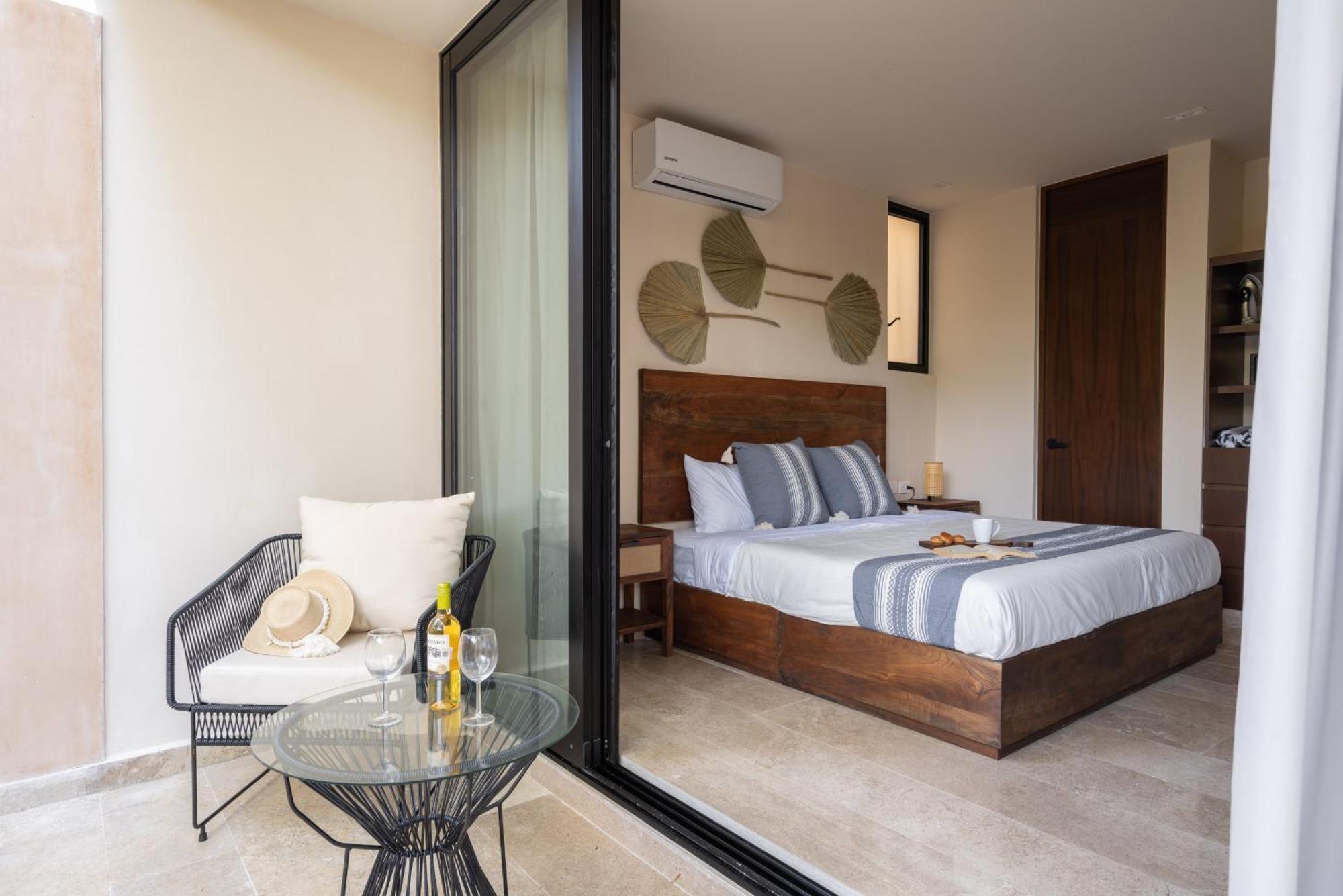 Exclusive Kaybe With Private Pool & Jacuzzi Apartment *