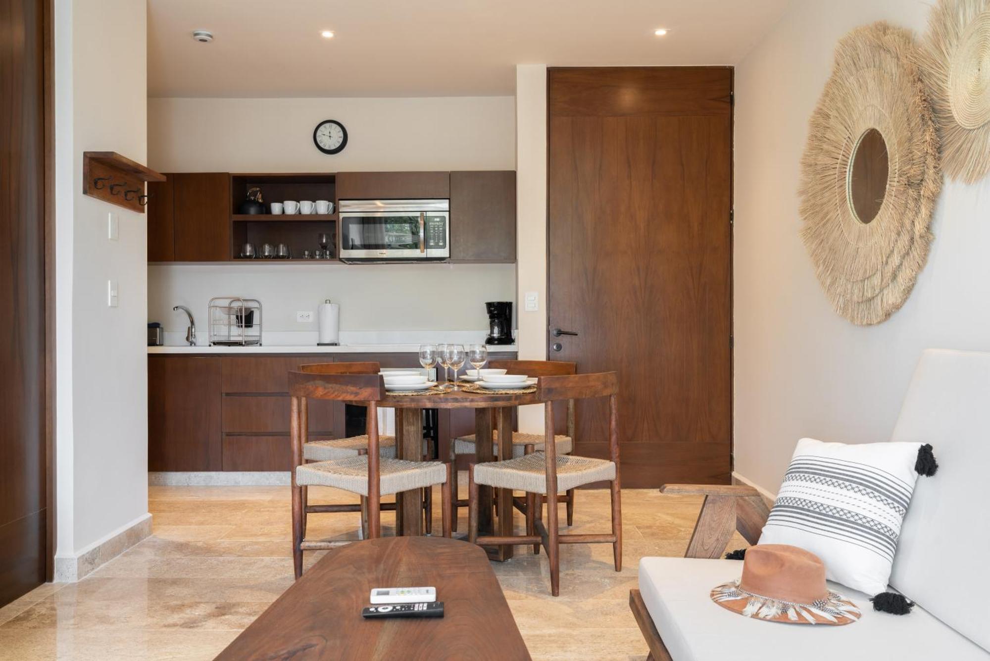 Exclusive Kaybe With Private Pool & Jacuzzi Apartment *